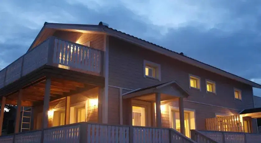 Rauha Holidays