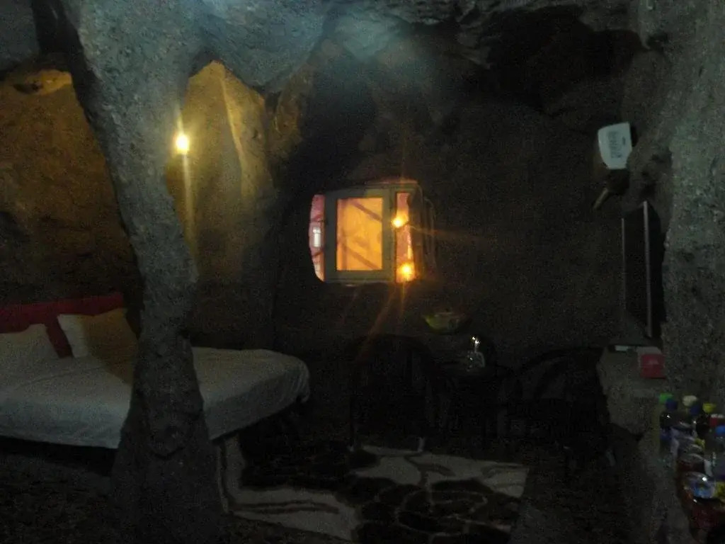 Mango Theme Hotel (Mudanjiang No. 4 Middle School)