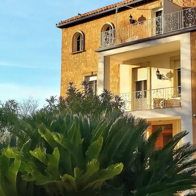 DOMAINE DE LA NERTHE- HOTEL PROVENCE MEDITERRANEE