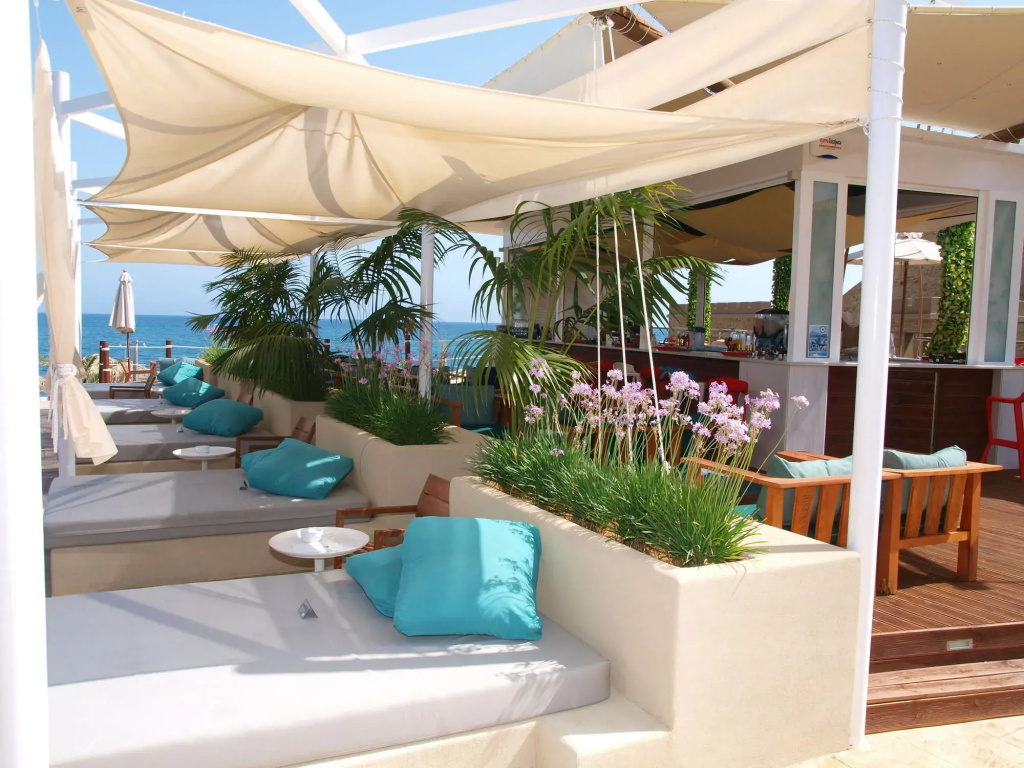 Mylos Hotel Apartments