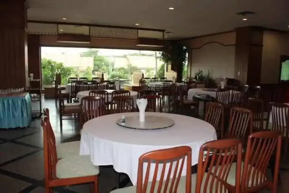 JP Emerald Hotel