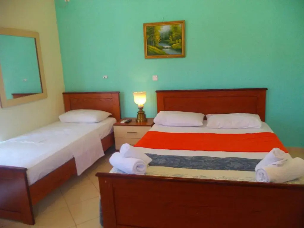 Mariana Apartments