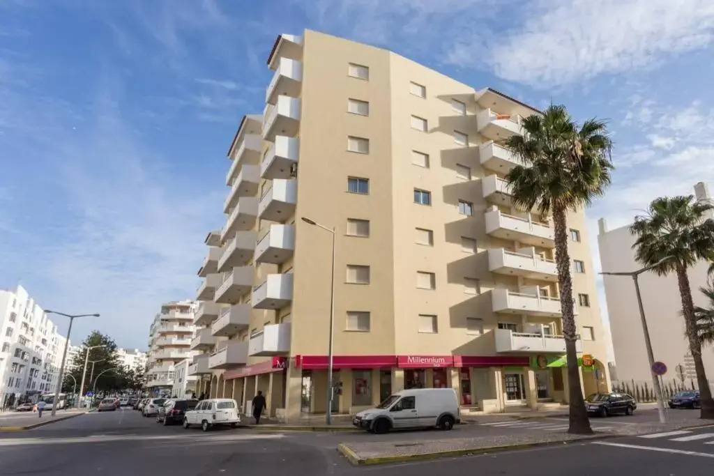 Apartamento Millenium Vista Mar- 2 passos da Praia