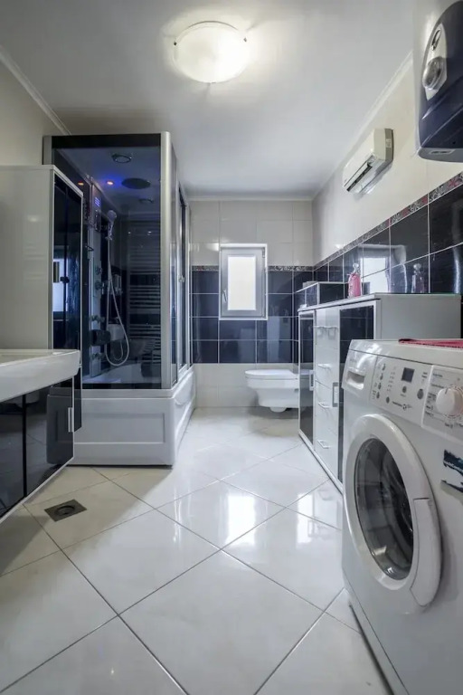 Luxury apartment Alduk close to Znjan beach with the sea view