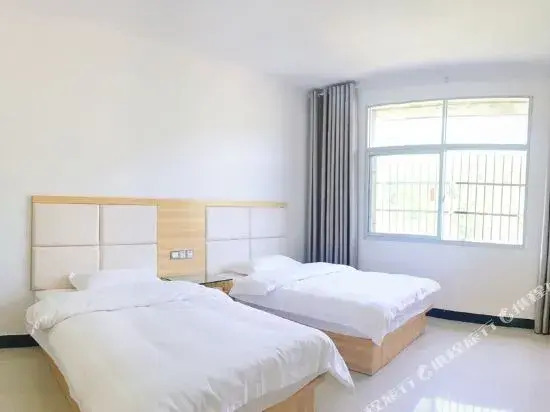 Lingshan Zuoxi Hotel(上饶灵山左溪酒店)