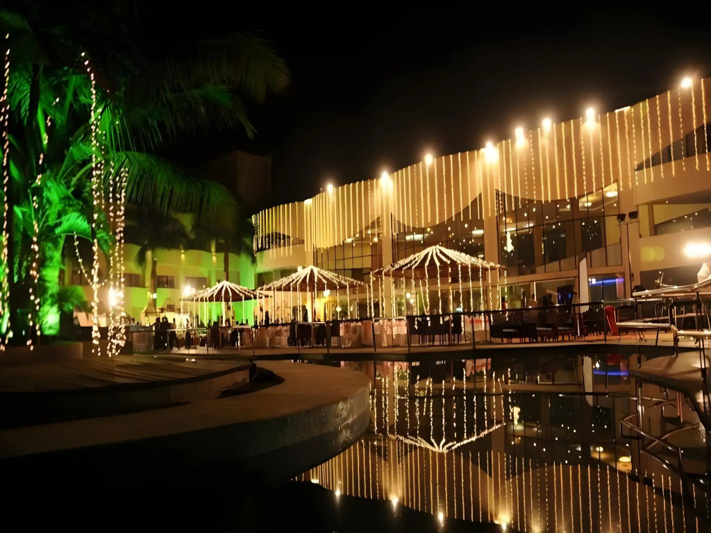 Meuse Jupiter Business and Luxury Hotel