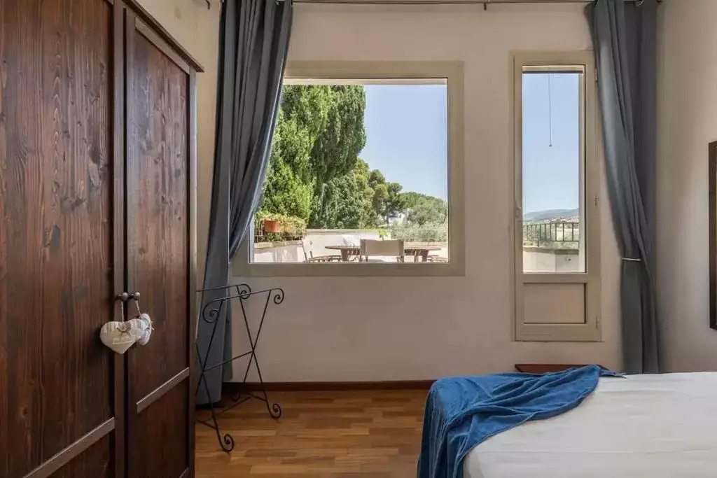 Capitana Rooms