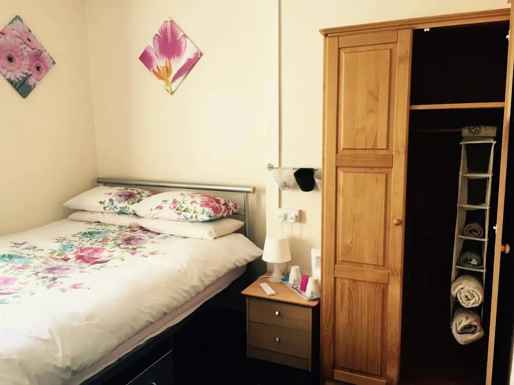 Kingsway Hotel
