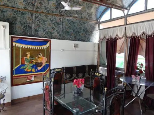Monarch Rama Palace