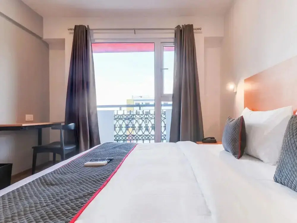 Sumithra Inn by OYO Rooms