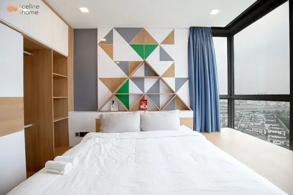 Luxury Apartment at Vinhomes Central Park
