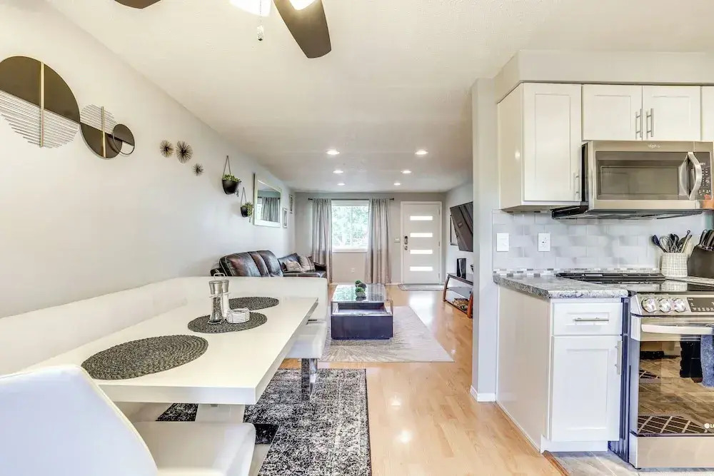 Boise Home w/ Hot Tub, Yard ~ 5 Mi to Dtwn!