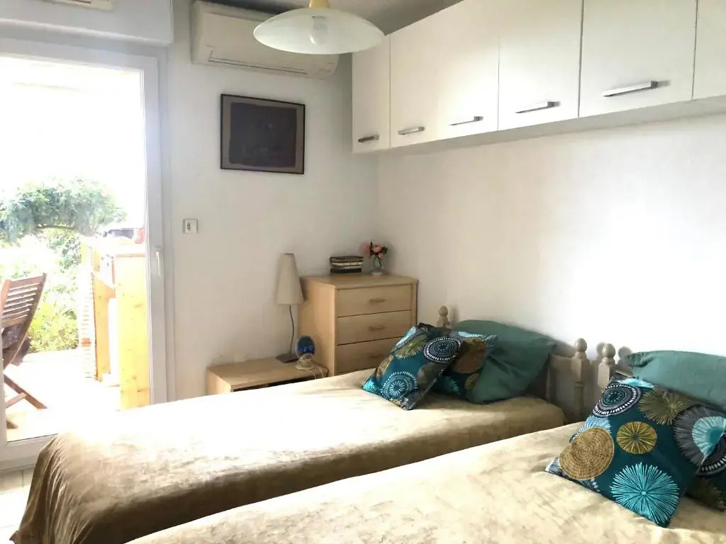 LE JARDIN DE LA PLAGE - T2 - Terrasse jardin 30m2 - Piscine - Clim- Wifi -Parking