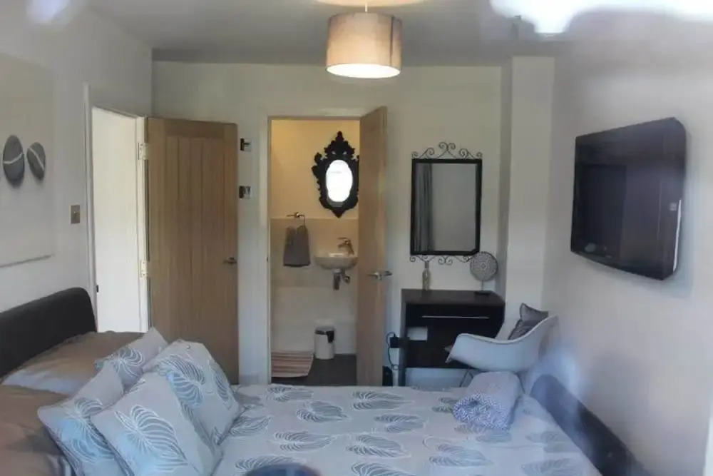 Modern Detached House With Sea View by Llandudno