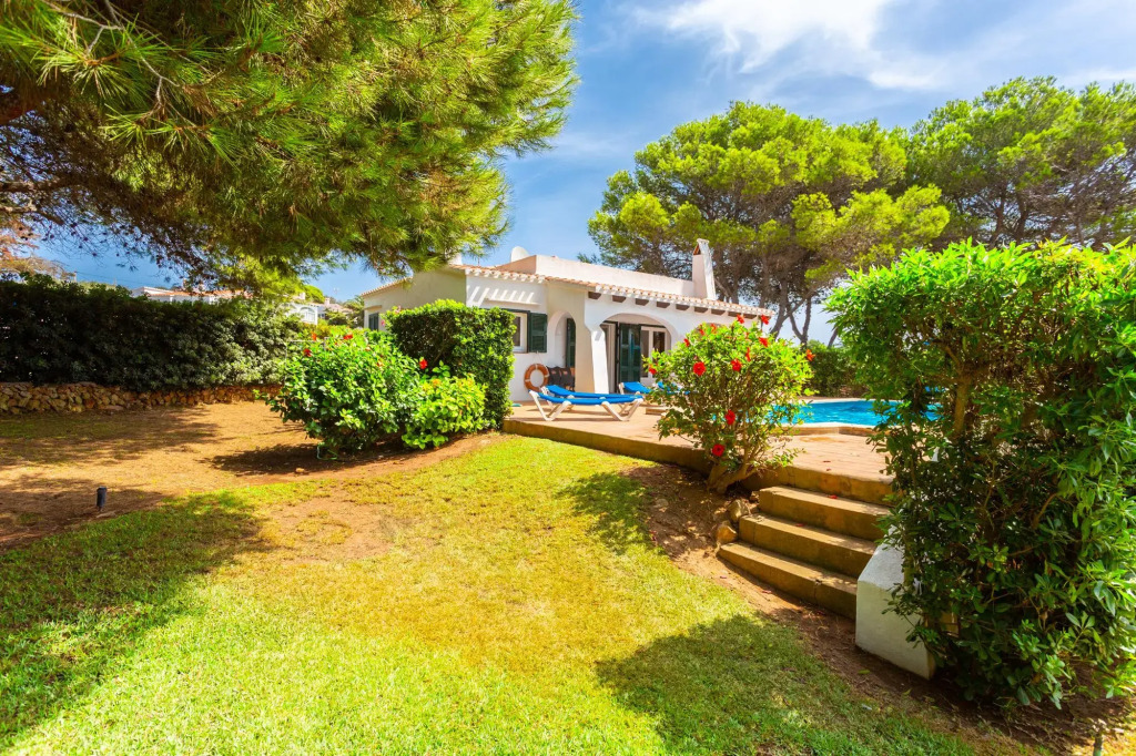 Villa Binimary Large Private Pool Walk to Beach Wifi Car Not Required - 3434