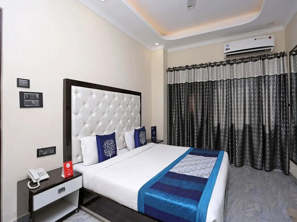 Townhouse OAK Hotel Arnavya
