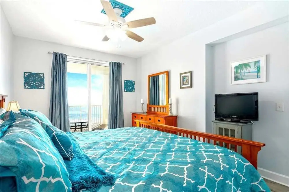Ocean Ritz 1703 - Four Bedroom Condo