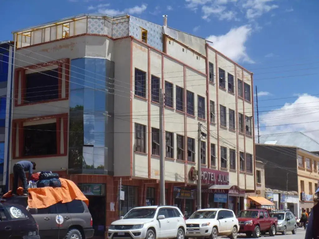 Julia Plaza Hotel