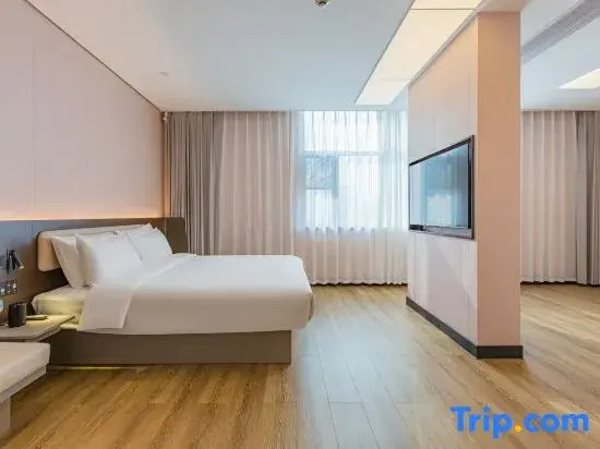 HanTing Hotel (Huanggang Tuanfeng Bus Station)