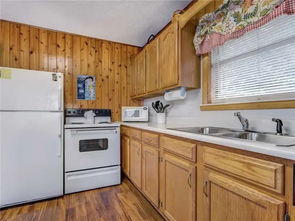LeConte View 1 - One Bedroom Cabin