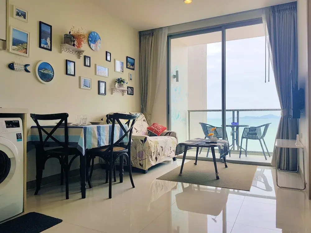 Riviera 1BR Sea View B1608