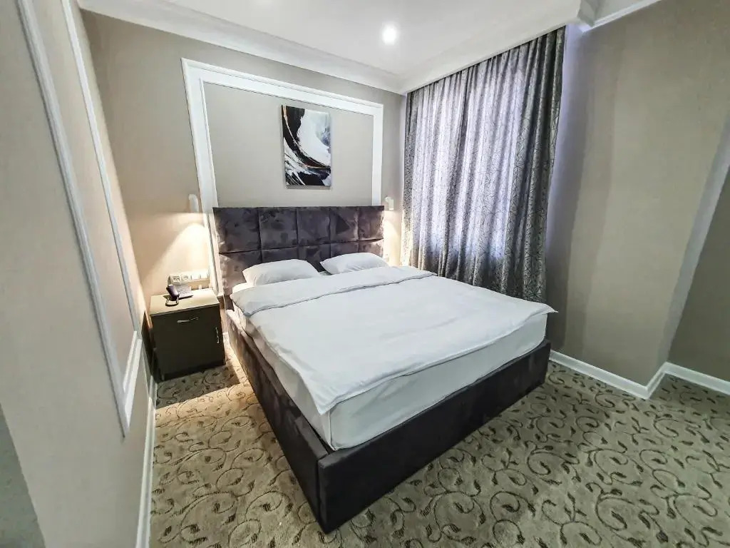 Ritz Hotel