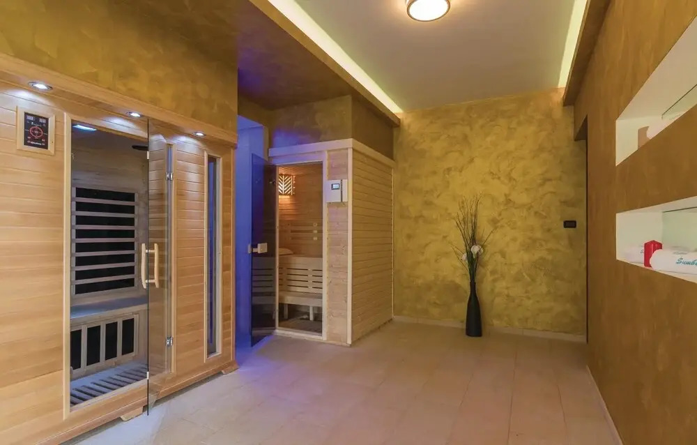 Awesome Home in Sumber With Sauna, Wifi and 7 Bedrooms