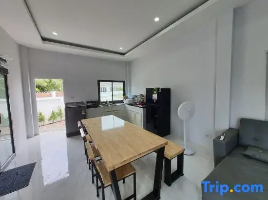 Morning Glory Pool Villa Chaam-Huahin