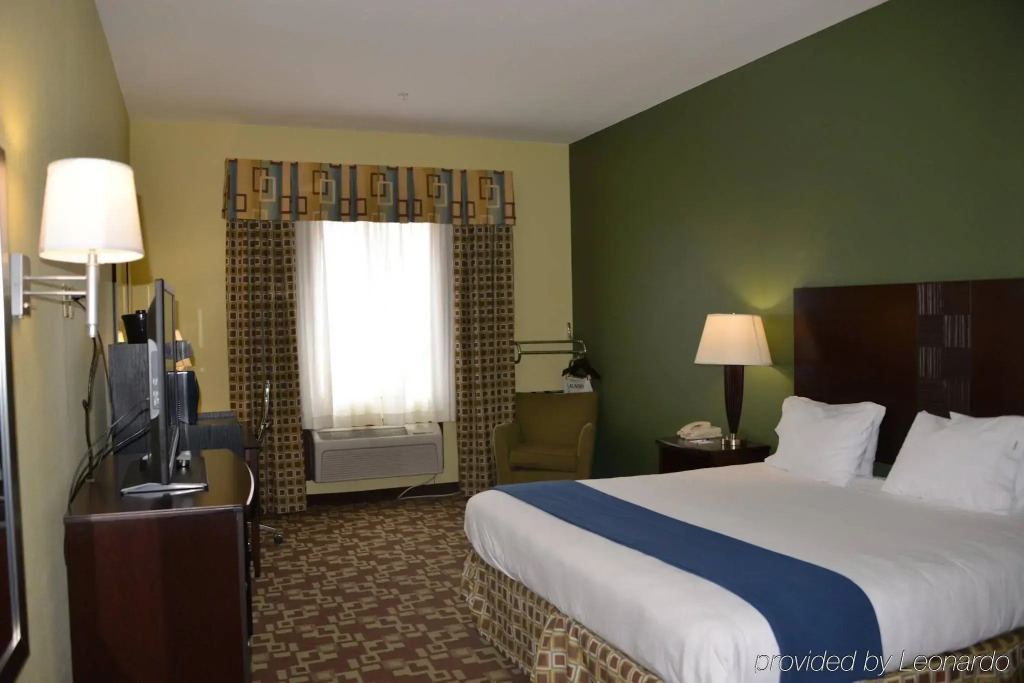 Holiday Inn Express Hotel & Suites Dumas by IHG