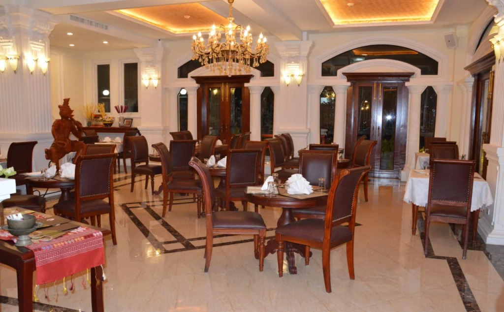 Phasouk Vien Chantra Hotel