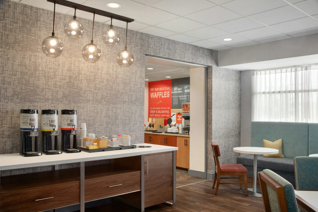 Hampton Inn St. Louis-Columbia