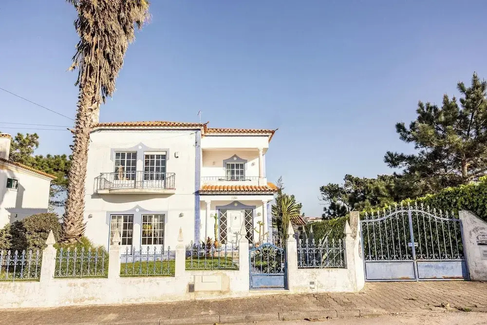 Stoke Portugal Surf House