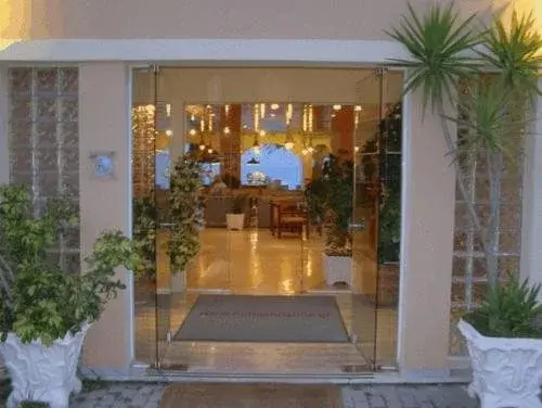 Christina Hotel