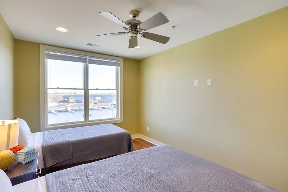 St Joseph Condo < 1 Mi to Beach & Downtown!