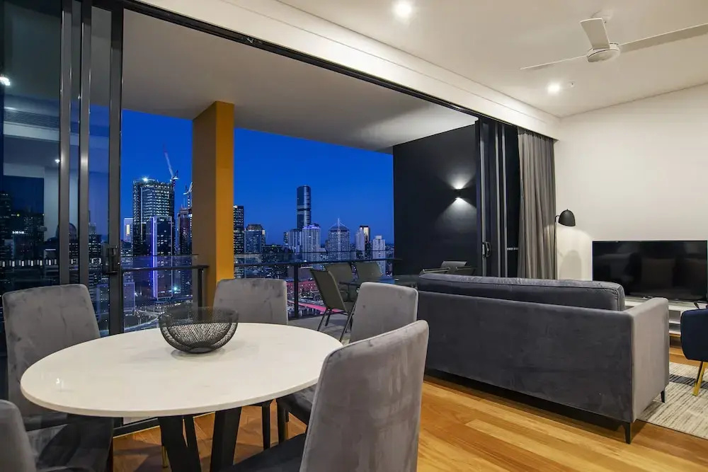 Hope Street Apartments by CLLIX