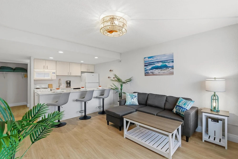 Ocean Breeze Resort 109