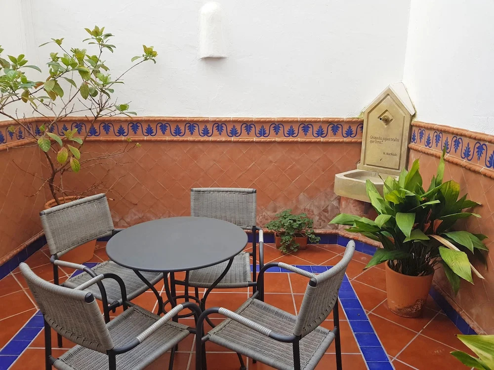 Apartamentos Caballerizas 6