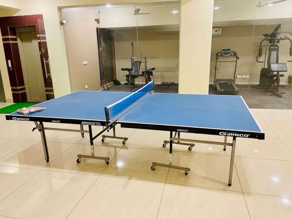 Limewood stay Service Apartments Golf Course Road