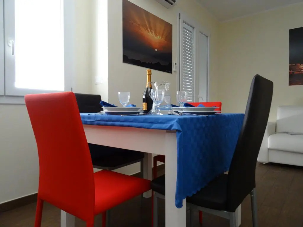 Felicity Residence