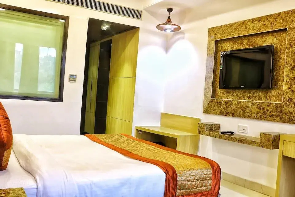 Sam Surya Hotel