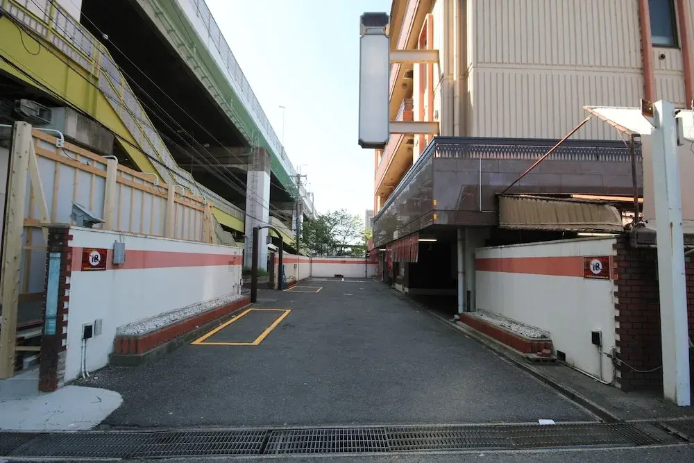 Hotel Que Sera Sera Hirano - Adults Only