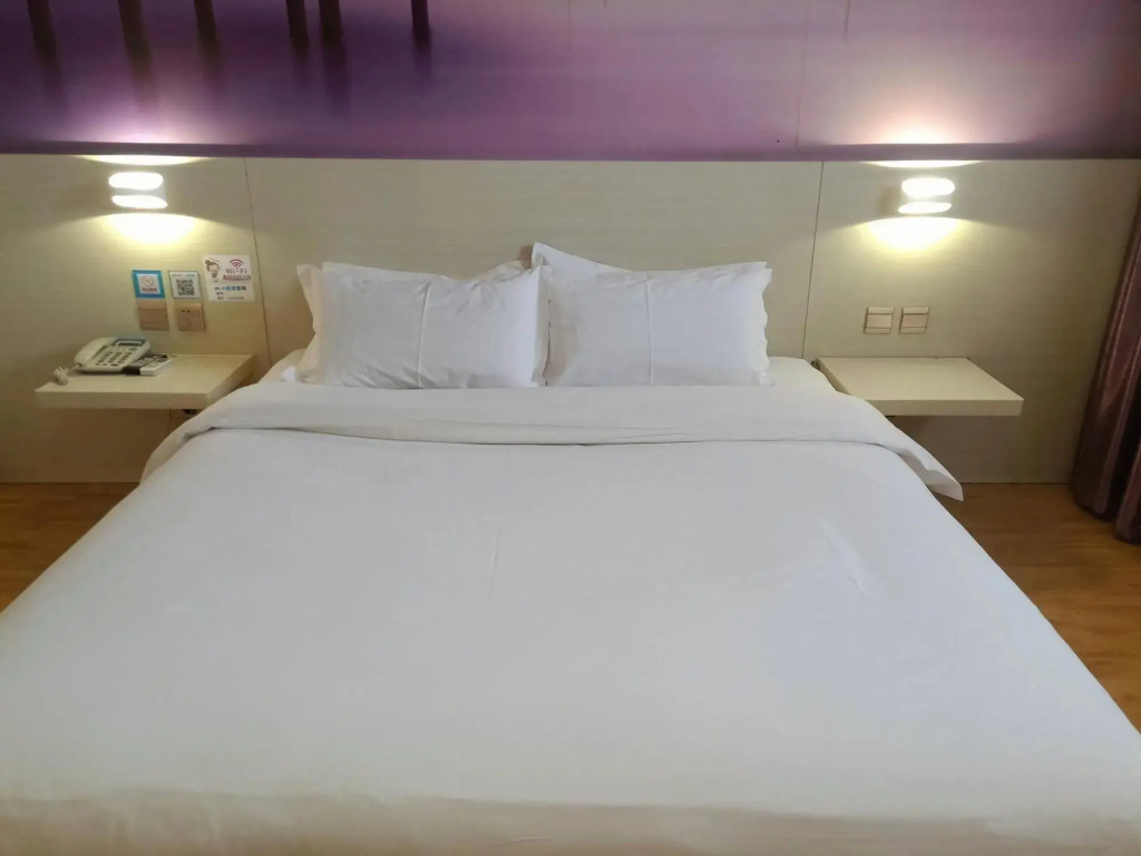 Pai Hotel (Jinan Shandong International Convention and Exhibition Center Dikou Road Branch)