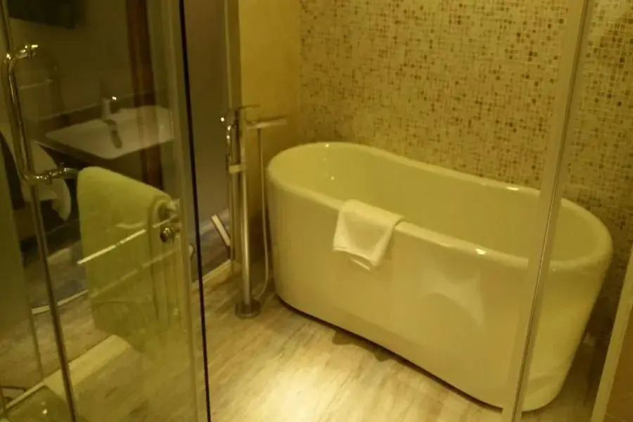 Chongqing Hechuan Wenyue (France) Resort Hotel