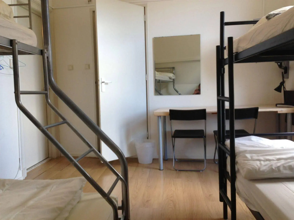 Stone Hotel & Hostel