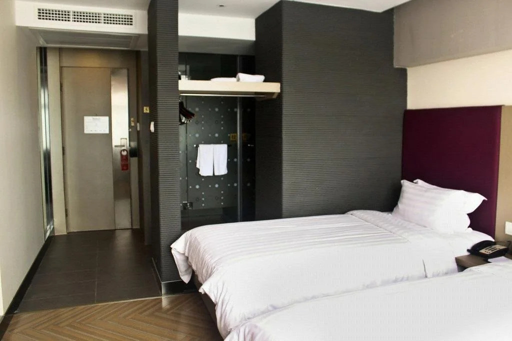 NanYuan Inn Selection W Ring Road Railway Station
