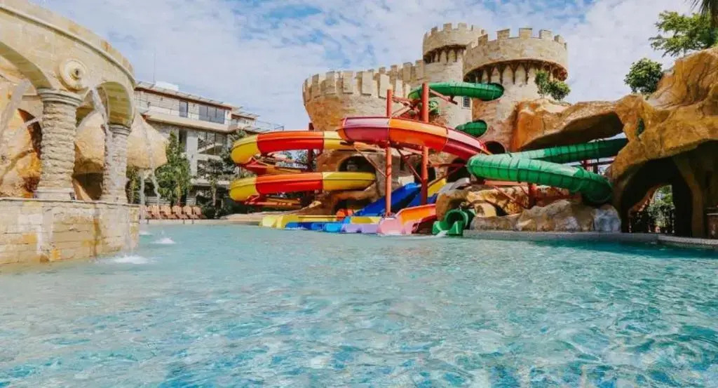 Sea View Apartment at Oasis Dreamland Resort