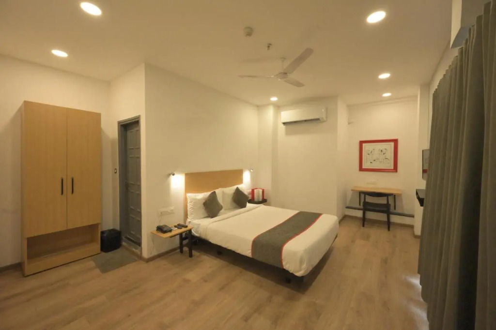 Hotel Signature, Nagpur