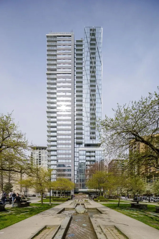 1111 Richards - 1407