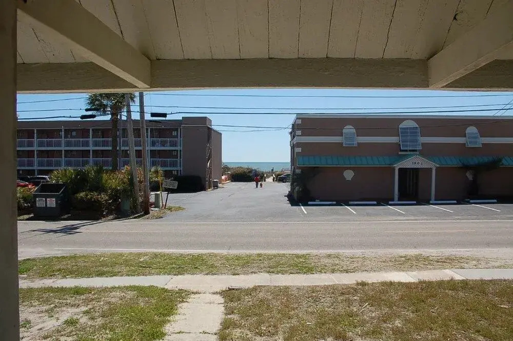 2052-1 Carol Inn, Downstairs - 3 Br Home