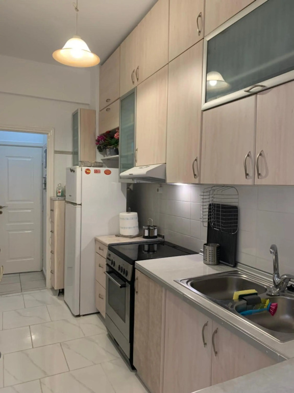 2 Bedrooms Apartment Center of Athens 4 min Subway